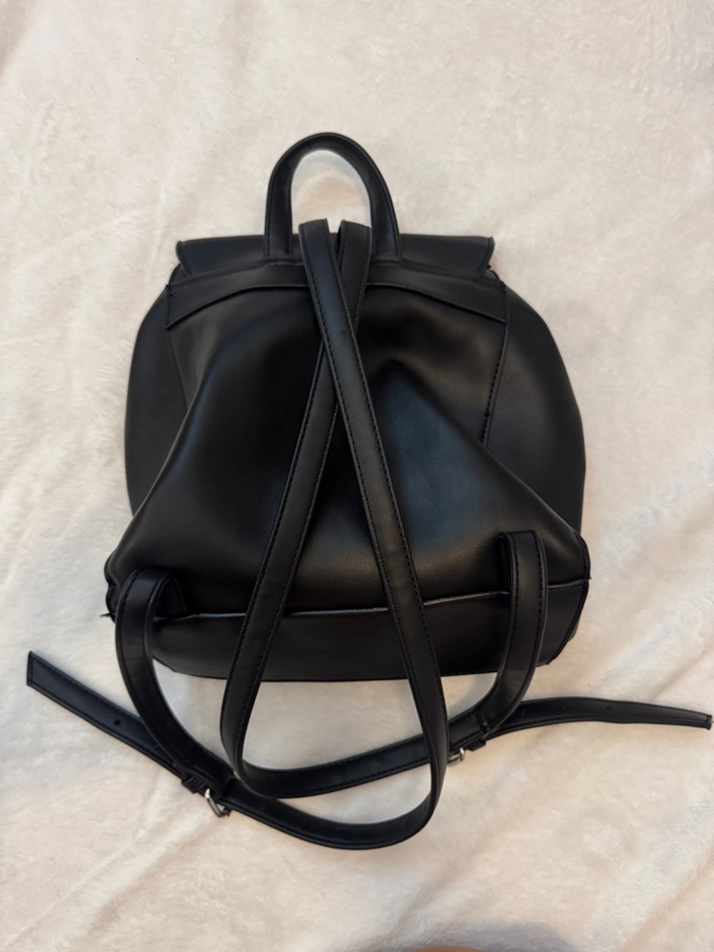 Nine West Black Mini Backpack New Turn Lock Chain Detail Convertible Bag - Picture 4 of 5
